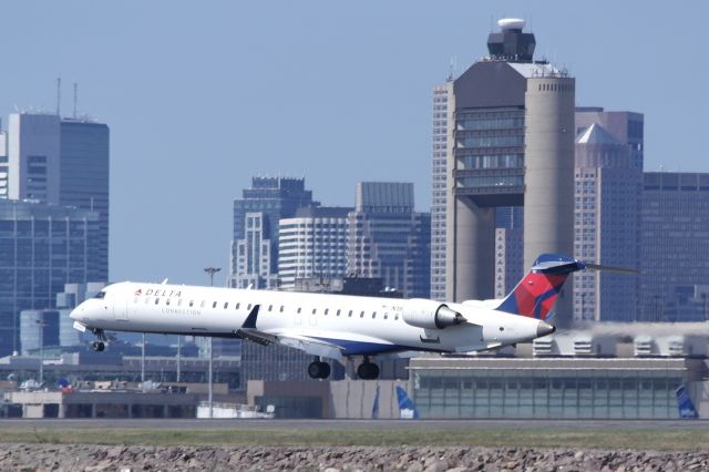 Canadair Regional Jet CRJ-900 (N181GJ)