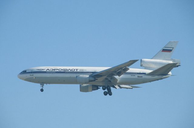 McDonnell Douglas DC-10 (N524MD) - Final Approach to Narita Intl Airport Rwy34L on 1997/01/17