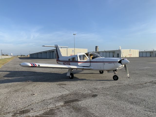 Piper Saratoga/Lance (N621DB)