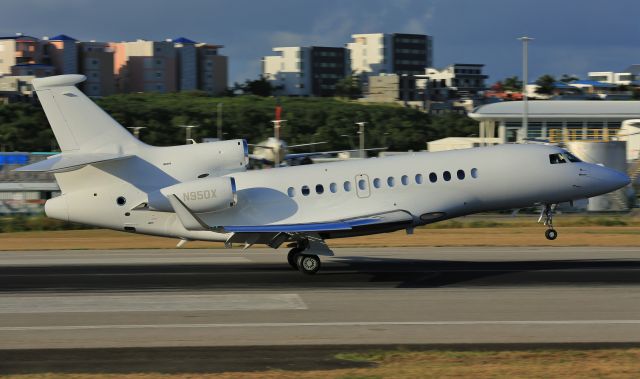 Dassault Falcon 7X (N950X)