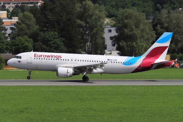 Airbus A320 (9H-EUW)