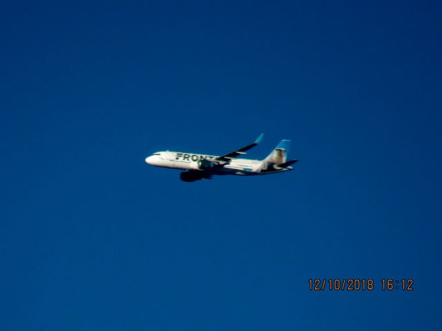 Airbus A320 (N236FR) - Frontier Airlines flight 9002 from RDU to DEN flying low at 9,600 feet. Flew about that altitude the hole way. 