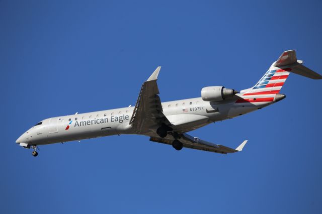 Canadair Regional Jet CRJ-700 (N707SK)