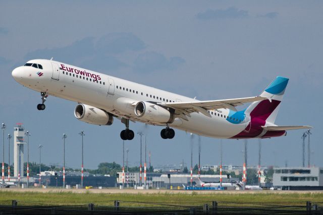 Airbus A321 (D-AIDP)