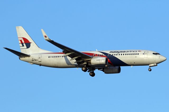 Boeing 737-800 (9M-MSJ)