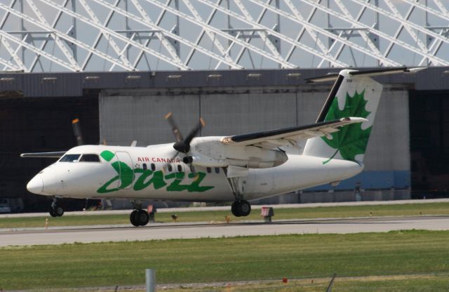 de Havilland Dash 8-400 (C-GONN)