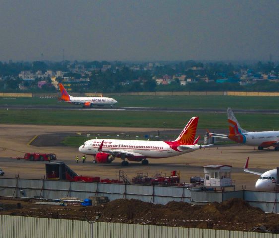 Airbus A320 (VT-EXF)