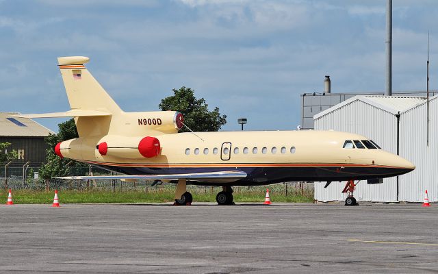 Dassault Falcon 900 (N900D) - n900d at shannon 25/6/17.