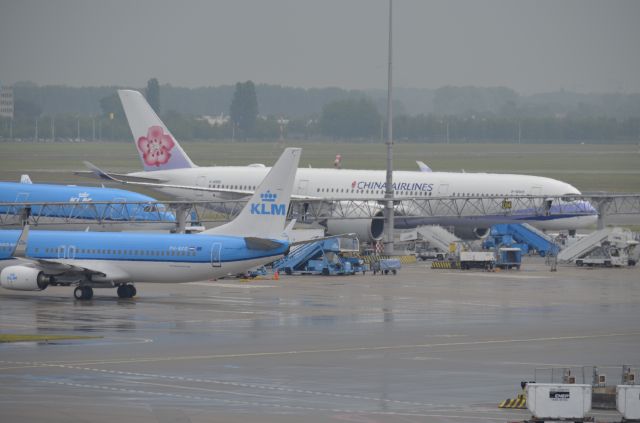 Airbus A350-900 (B-18905)