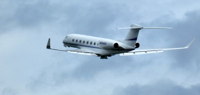 Gulfstream Aerospace Gulfstream G650 (N654DG) - Shortly after departure is this 2020 Gulfstream Aerospace GVI (G650ER) in the Spring of 2024.