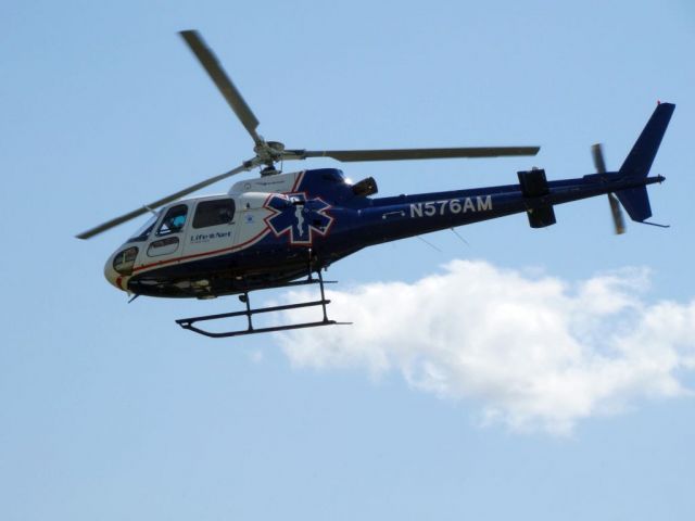 Eurocopter AS-350 AStar (N576AM)