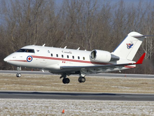 Canadair Challenger (14-4617)