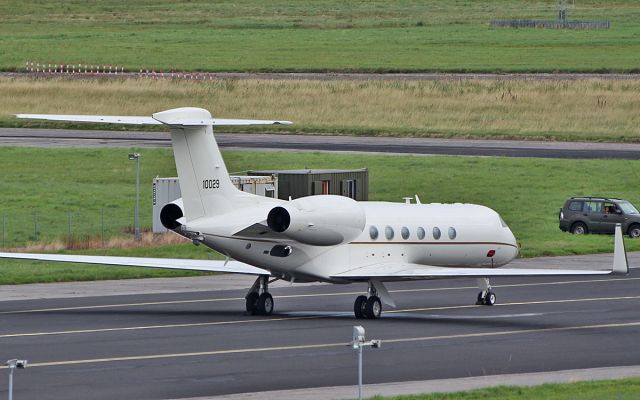 01-0029 — - "flash26" usaf c-37a 01-0029 at shannon 18/8/18.