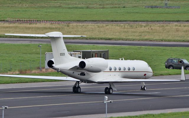 01-0029 — - "flash26" usaf c-37a 01-0029 at shannon 18/8/18.