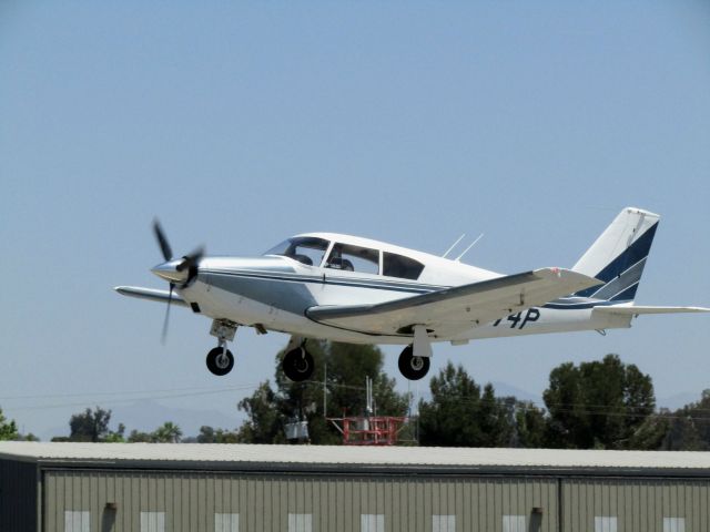 Piper PA-24 Comanche (N6274P) - Taking off RWY 24