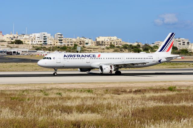 Airbus A321 (F-GTAD)