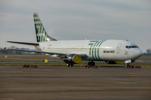 Boeing 737-700 (OY-ASB)