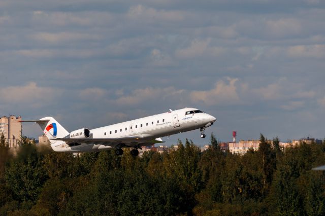 Canadair Regional Jet CRJ-200 (RA-67239)