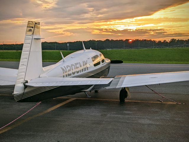 Mooney M-20 (N205MK) - Love the sunsets on Maryland's Eastern Shore.