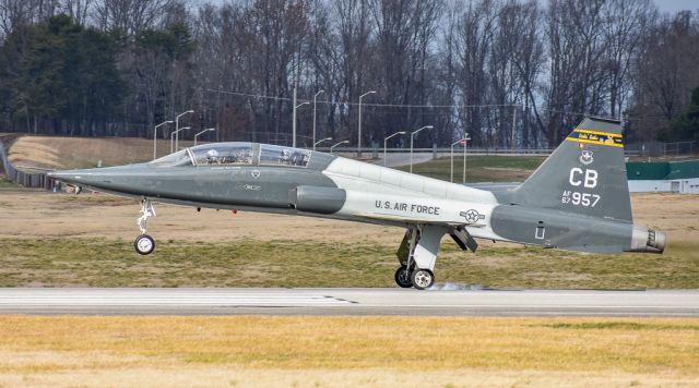 Northrop T-38 Talon (66-7957)