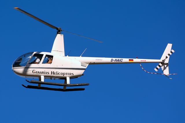 Robinson R-44 (D-HAIC)