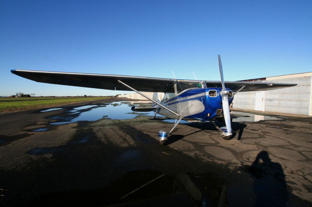 Cessna 170 (N2426D)