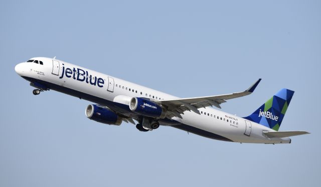 Airbus A321 (N979JT) - Departing LAX
