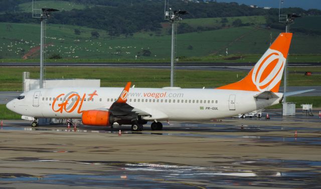 Boeing 737-800 (PR-GUL)