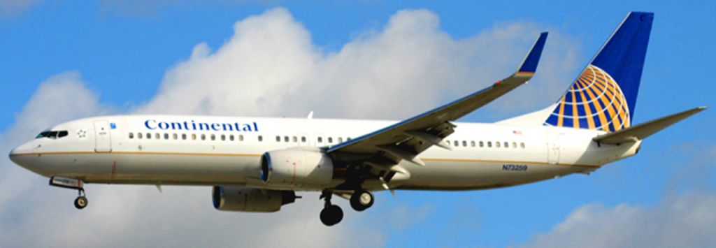 Boeing 737-700 (N73259) - CO # 1407, IAH-SJC, On Final 30-L, 12-30-09