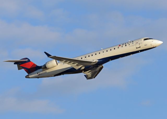 Canadair Regional Jet CRJ-700 (N603SK)