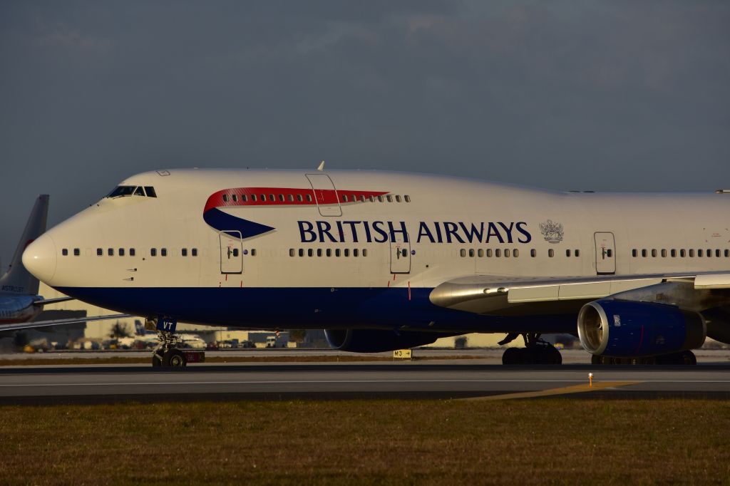 Boeing 747-400 (G-CIVT)