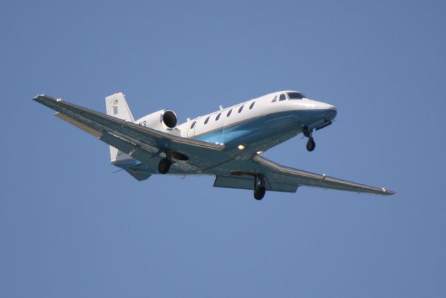 Cessna Citation Excel/XLS (N3) - Cessna Citation Excel (N3) on approach to Runway 32 at Sarasota-Bradenton International Airport