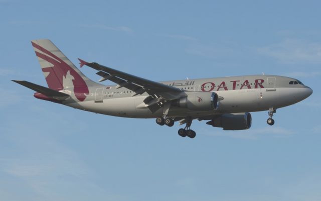 Airbus A310 (A7-AFE) - 18/10/2013br /Landing 07 from Gatwick