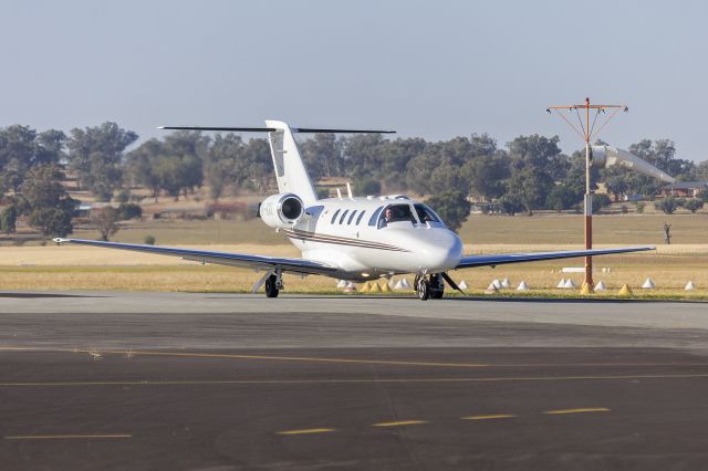 Cessna Citation CJ1 (VH-KXL) - Edwards Coaches (VH-KXL) Cessna 525 CitationJet taxiing at Wagga Wagga Airport.