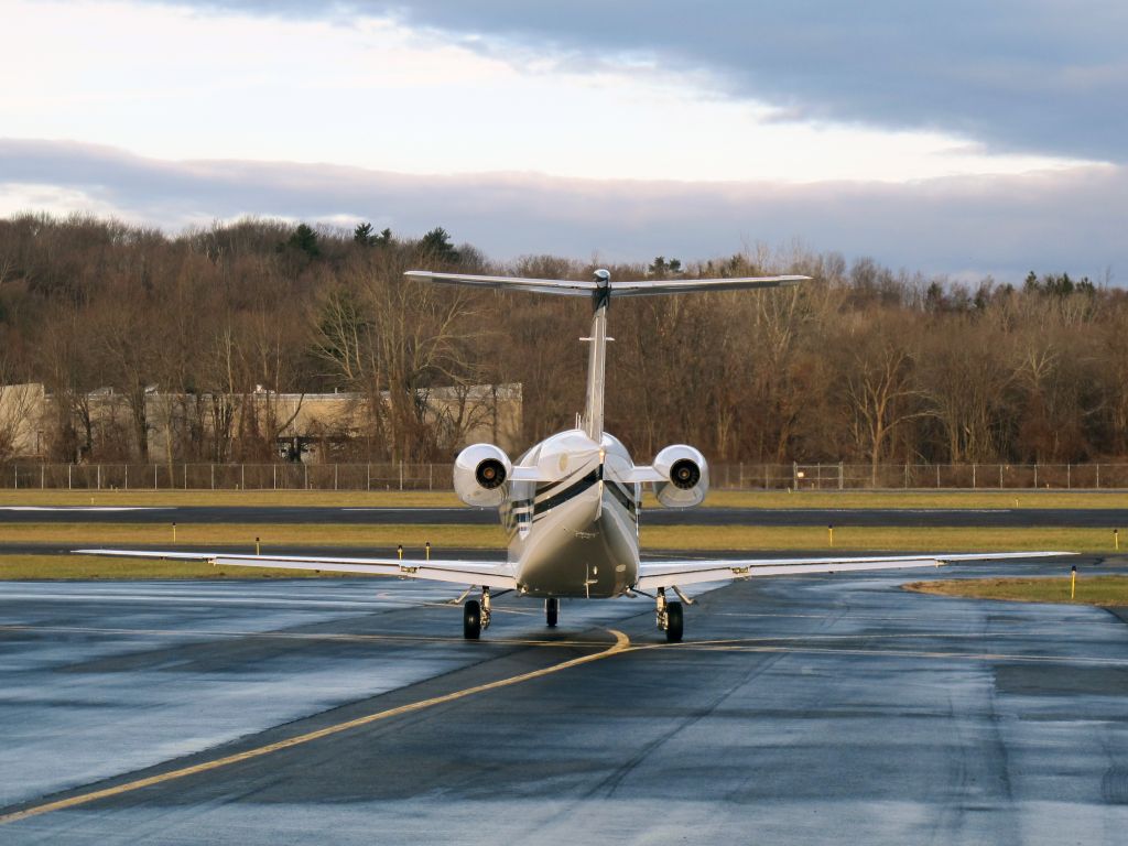 Beechcraft Premier 1 (N36HZ)