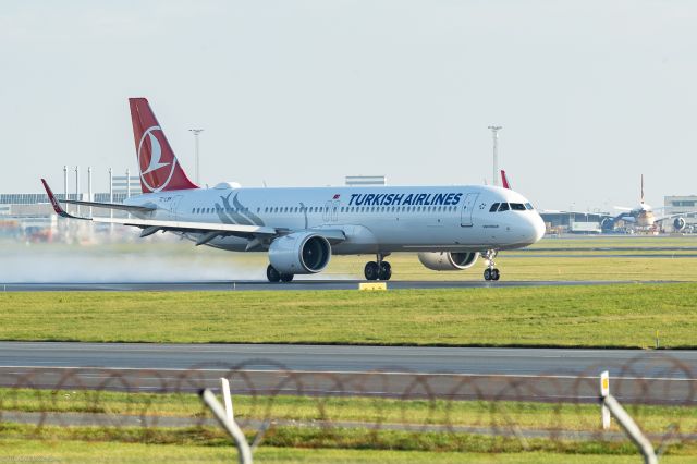 TC-LSH — - TakeOff from Copenhagen Nov 2020