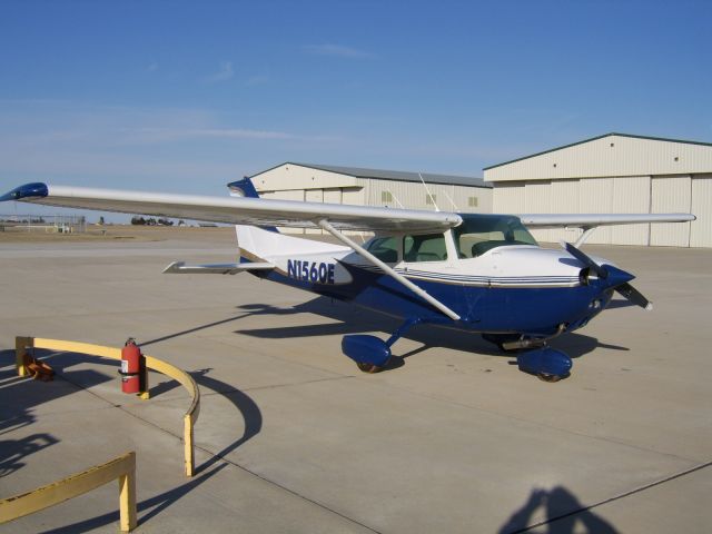 Cessna Skyhawk (N1560E)