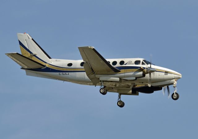 Beechcraft King Air 100 (C-GJLJ)