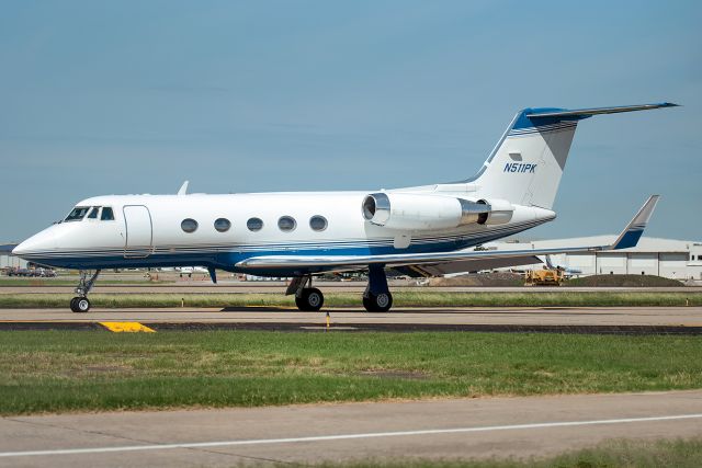 Gulfstream American Gulfstream 2 (N511PK) - What a treat to see this 1971 Gulfstream II-B still plying the skies! In it's near 50 year history, it has flown for the likes of Clorox, Wells Fargo, and nowadays for Silverstar Partners LLC.