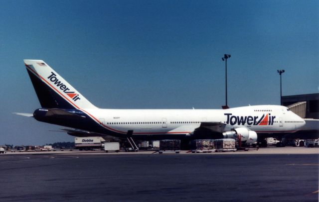 Boeing 747-200 (N620FF) - Tower Air doing a charter in August 1997