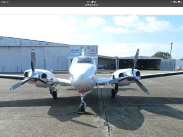 Cessna 421 (N300MB)