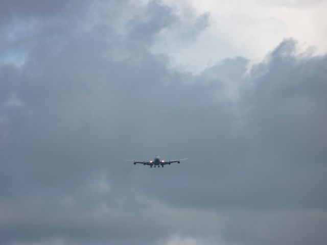 BOEING 747-8 (LX-RCV)