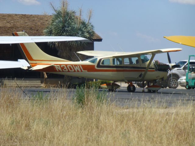 Cessna Centurion (N30WL)