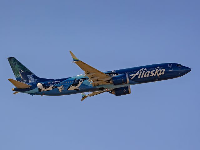 Boeing 737 MAX 9 (N932AK) - ASA445 in the sharp “West Coast Wonders” livery departing for Pittsburgh on 6 Feb, 2024.