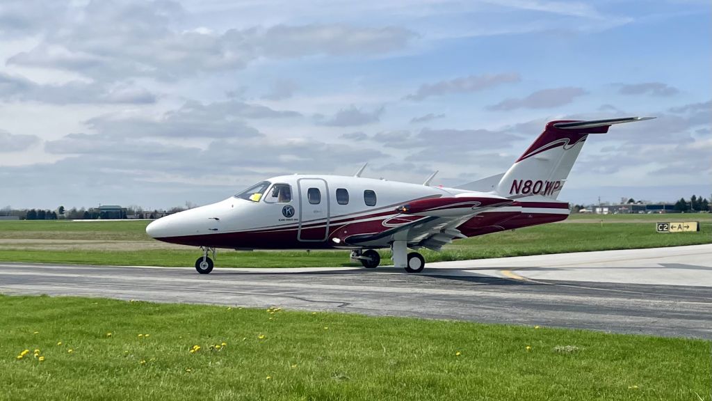 Eclipse 500 (N80WP) - N80WP, a 2013 Eclipse 550, taxiing past. Whiskey-Papa is one of three Eclipse jets based @ KVPZ. 5/2/22. 