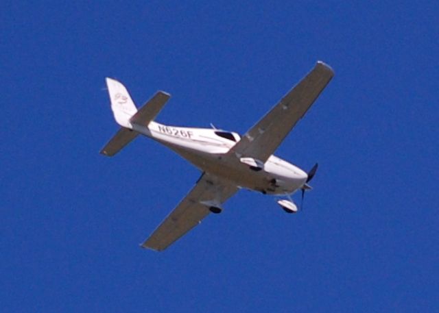 Cirrus SR-22 (N626F)