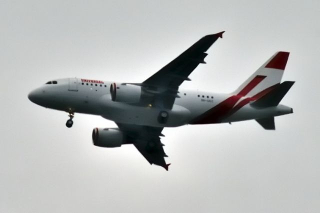 Airbus A318 (9H-UEC)