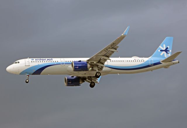 Airbus A321neo (XA-JOE) - Interjet / Airbus A321-251N / MSN 7939 / XA-JOE / MMMX 07/2019
