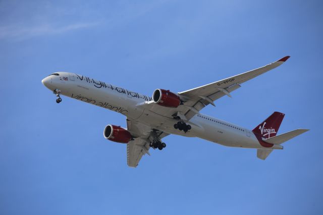 Airbus A350-1000 (G-VPOP)