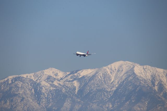 BOEING 767-400 —